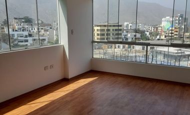 Dúplex de estreno en Urb. Mayorazgo.