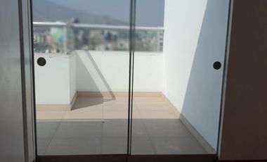 Dúplex de estreno en Urb. Mayorazgo.