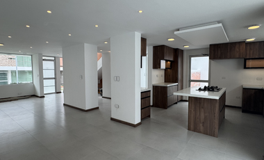 Casa nueva en venta Conjunto La Quinta Latacunga - Entrega Inmediata