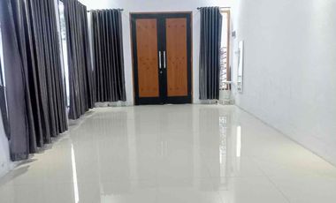 villa puncak cisarua di jual