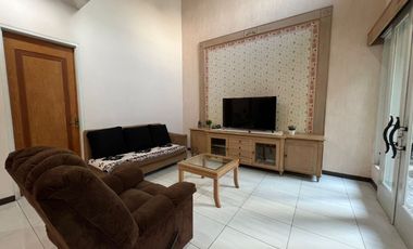 Rumah Strategis Suryalaya Bandung Lingkungan Nyaman