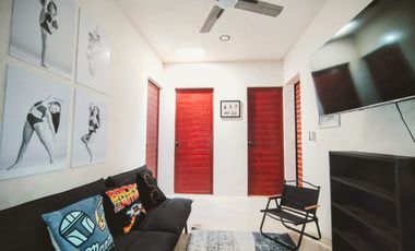 Casa 2 Niveles en Privada, Cholul al Norte de Merida, Yuc.
