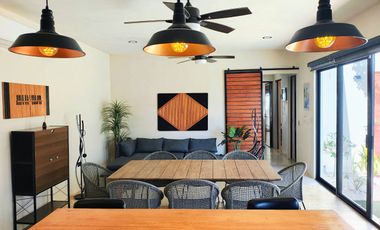 Casa 2 Niveles en Privada, Cholul al Norte de Merida, Yuc.
