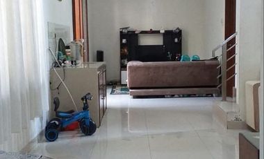 Rumah MURAH Furnished di Komplek ARCAMANIK dkt Cisaranten & Antapani Bandung
