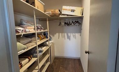EXCELENTE RESIDENCIA EN VENTA, RECIEN REMODELADA CON ACABADOS MODERNOS CON RECAMARA EN PLANTA BAJA EN ESQUINA