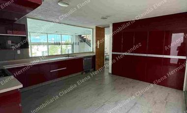 CASA EN VENTA FRACCIONAMIENTO PEDREGAL 2