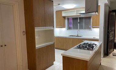 Spacious 4 Bedroom Townhouse for Rent in Valle Verde | ₱105K | Family Home