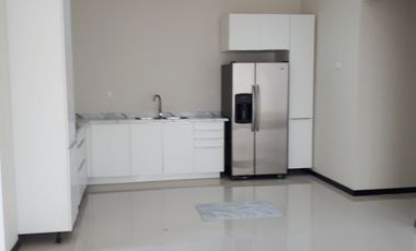 CASA DE RENTA EN UNA PLANTA EN AUREA RESIDENCIAL
