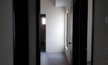 CASA DE RENTA EN UNA PLANTA EN AUREA RESIDENCIAL