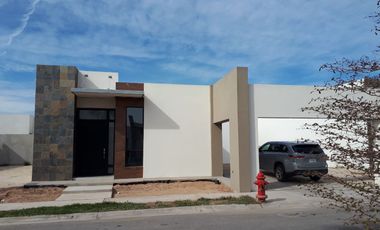 CASA DE RENTA EN UNA PLANTA EN AUREA RESIDENCIAL