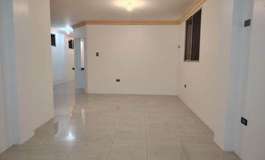 Departamento de alquiler en la Urb. Entre Ríos, Planta Baja, Samborondón.