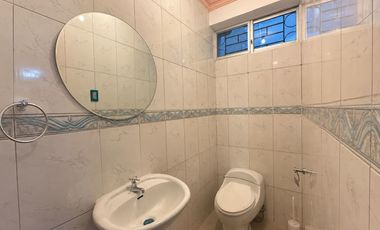 Departamento de alquiler en la Urb. Entre Ríos, Planta Baja, Samborondón.
