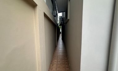 Departamento de alquiler en la Urb. Entre Ríos, Planta Baja, Samborondón.