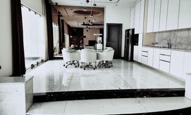 Rumah Mewah di Bukit Gading Villa Kelapa Gading, 4Br, Kolam Renang