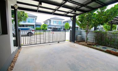 Single Detached House for Sale in APITOWN Rayong, near Suchada Beach and Bangkok Hospital Rayong, only 1.6 km away, Noen Phra, Rayong.