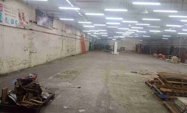 Di Sewakan Gudang dan Tempat Usaha di Lokasi Strategis Di Petukangan Raya Cileduk Jakarta Selatan