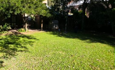 Casa en Venta - Villa California, 2 Dorm, 2 Baños, Cocina, Living, Galeria!