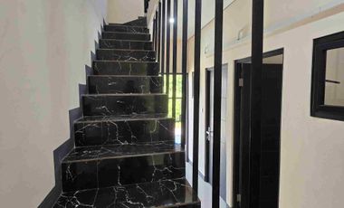 Usaha Rumah Kost cuma 700 Jutaan dekat UPN RUNGKUT Surabaya