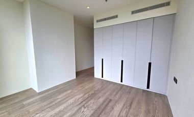 Disewakan Apartment Adriya Pik, Luas 550M2, Semi Furnished