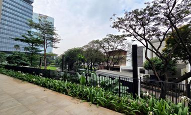 Disewakan Apartment Adriya Pik, Luas 550M2, Semi Furnished