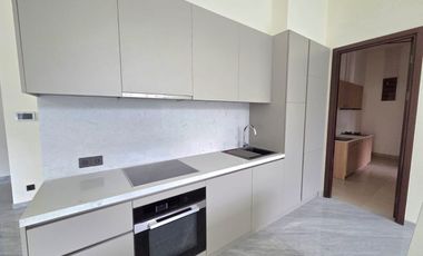 Disewakan Apartment Adriya Pik, Luas 550M2, Semi Furnished