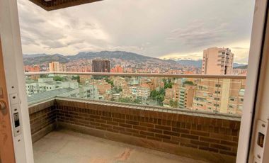 ARRIENDO PENTHOUSE AMOBLADO  EN LAURLES