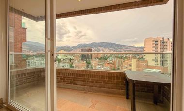 ARRIENDO PENTHOUSE AMOBLADO  EN LAURLES