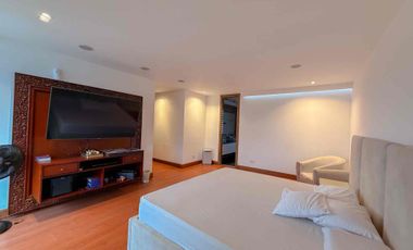 ARRIENDO PENTHOUSE AMOBLADO  EN LAURLES
