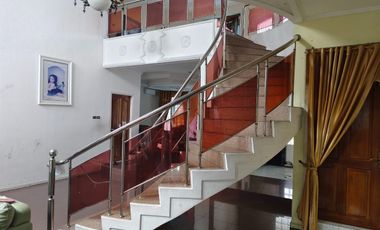 RUMAH BULATAN 2LT MURAH, SIAP HUNI LOKASI PUSAT KOTA JL. CEMARA / GOBAH PEKANBARU