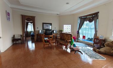RUMAH BULATAN 2LT MURAH, SIAP HUNI LOKASI PUSAT KOTA JL. CEMARA / GOBAH PEKANBARU