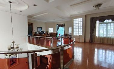 RUMAH BULATAN 2LT MURAH, SIAP HUNI LOKASI PUSAT KOTA JL. CEMARA / GOBAH PEKANBARU