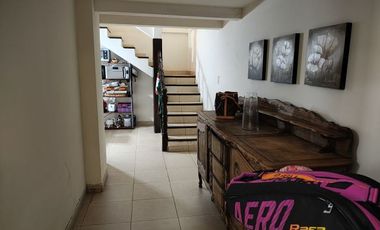 ALQUILER DE CASA CON OPCION A VENTA BARRIO TRES CERRITOS, CALLE LOS FRESNOS 136, ENTRE LOS TARCOS Y LOS GUYA. SALTACANES.