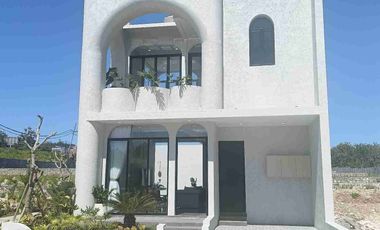 Di jual Vila mewah dalam komplek 2 lantai di Jimbaran