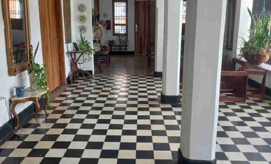 VENDO HERMOSA CASA  EN EL BARRIO PRADO CON AREA DE 620MTS EXCELENTE UBICACION.