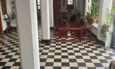 VENDO HERMOSA CASA  EN EL BARRIO PRADO CON AREA DE 620MTS EXCELENTE UBICACION.