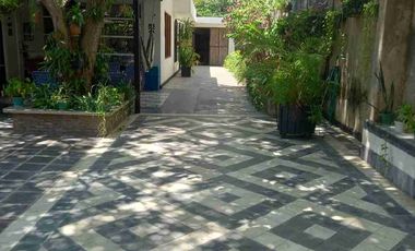 VENDO HERMOSA CASA  EN EL BARRIO PRADO CON AREA DE 620MTS EXCELENTE UBICACION.