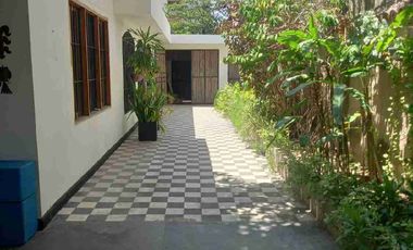 VENDO HERMOSA CASA  EN EL BARRIO PRADO CON AREA DE 620MTS EXCELENTE UBICACION.