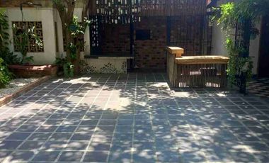 VENDO HERMOSA CASA  EN EL BARRIO PRADO CON AREA DE 620MTS EXCELENTE UBICACION.
