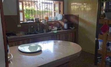 VENDO HERMOSA CASA  EN EL BARRIO PRADO CON AREA DE 620MTS EXCELENTE UBICACION.