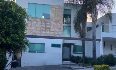 Casa en Renta Lomas de Angelópolis I