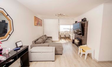 SE VENDE DEPTO EN COND. TRES MARES.