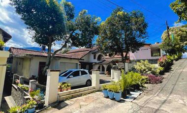 DIJUAL MURAH – Rumah Warisan 2 Lantai Lahan Luas di Pinggir Jalan Nasional Cicalengka