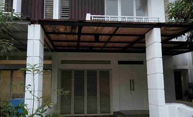 Rumah dijual sudah renovasi di cluster acacia summarecon bekasi