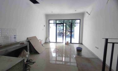 rumah mewah 3 lantai siap huni di kran kemayoran jakarta pusat