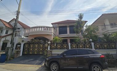 Spacious 4-Bedroom Detached House , Supawan1 village Area 55 Sq.m, in-building space 140 sq.m.
