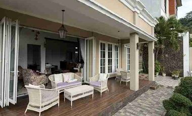 Rumah mewah Full Funished di komplek Sanghyang pancanaka hills cimahi