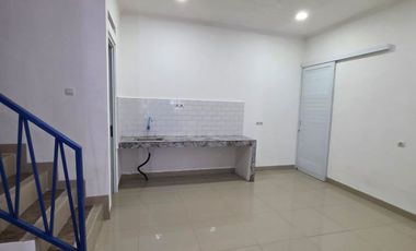 Di Sewakan Rumah Baru Renovasi 3Kamar di Depok Timur
