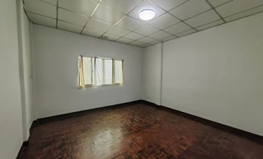 Townhouse for Sale – Romthip Village, Hathairat 33