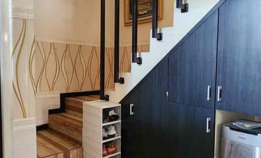 DIJUAL – Rumah 2 Lantai Semi Furnished Strategis di Green Living Residence