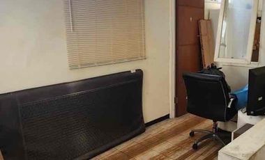 DIJUAL – Rumah 2 Lantai Semi Furnished Strategis di Green Living Residence